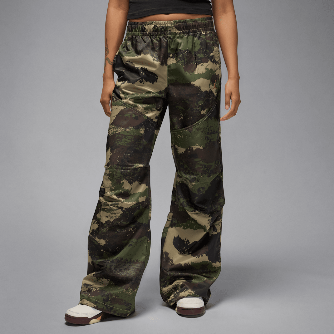 Neutral Olive/Medium Olive