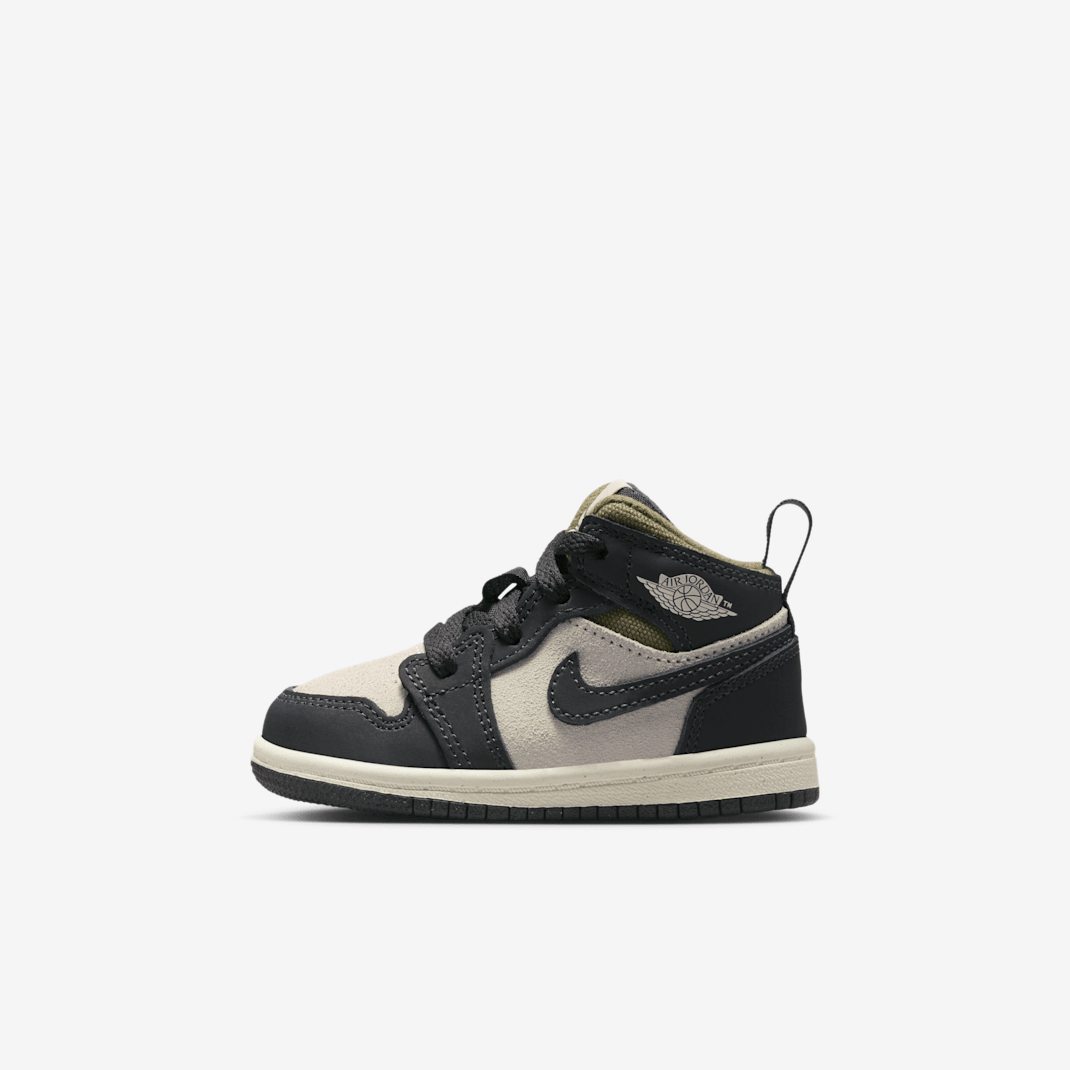 Jordan 1 Mid SE