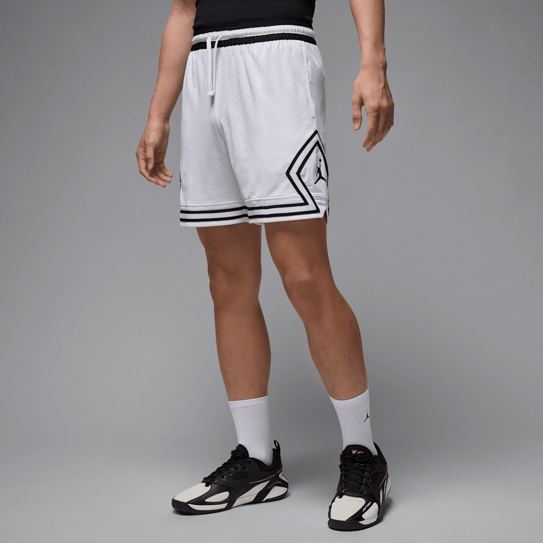 White/Black/Black