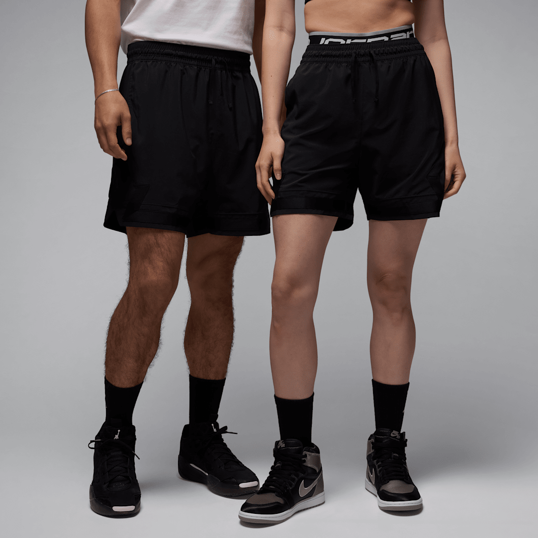 Black/Black/Black