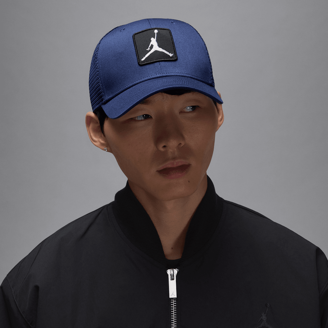 Midnight Navy/White