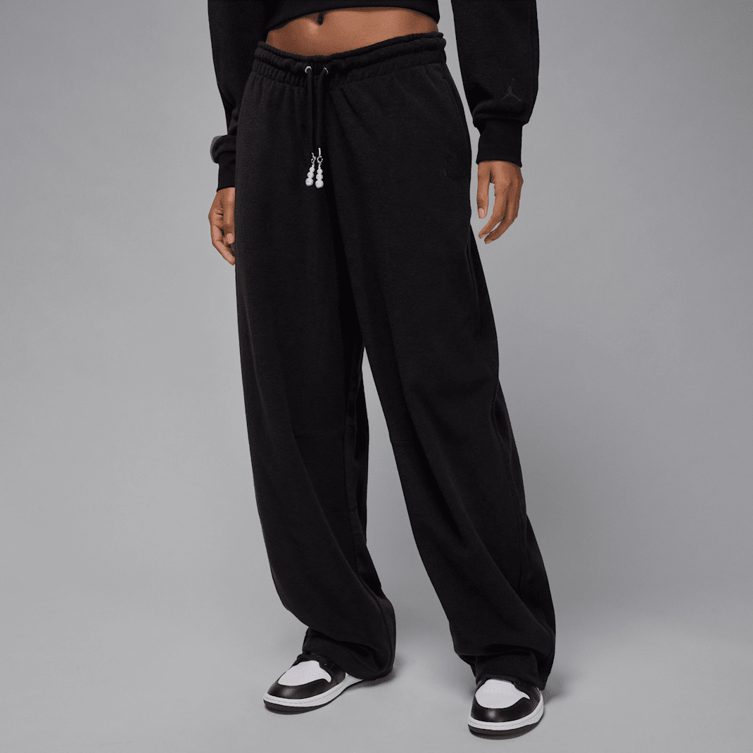 Black/Black
