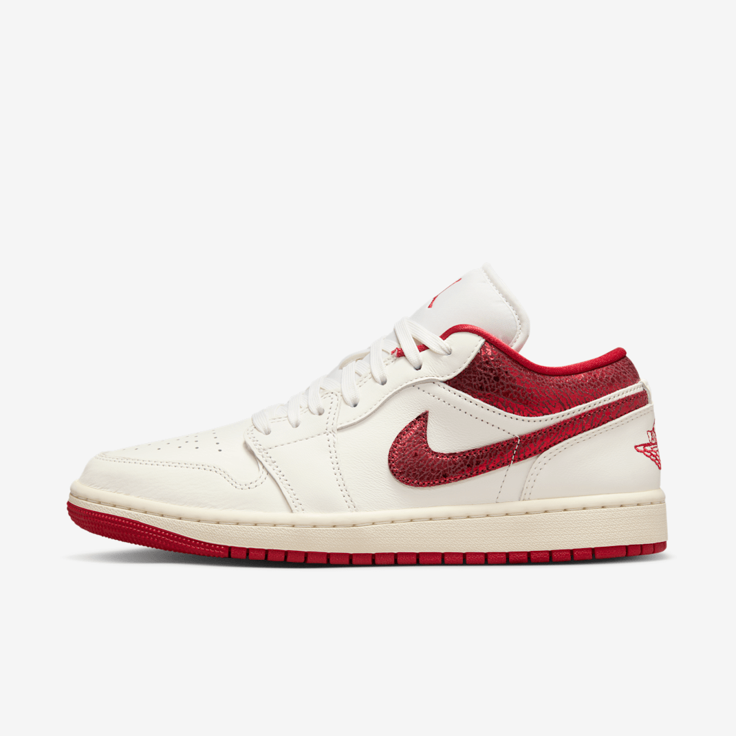 Sail/Team Red/Varsity Red