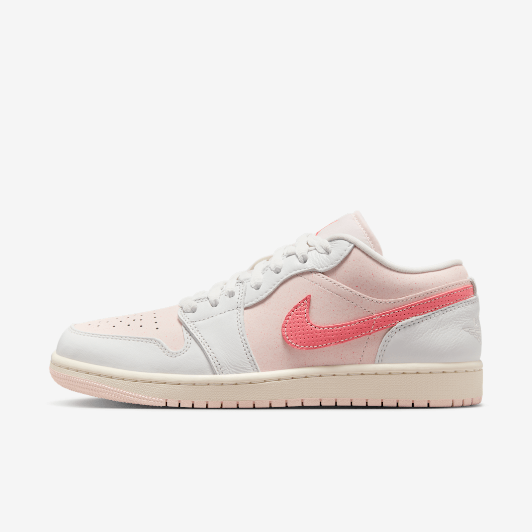 Summit White/Light Soft Pink/Sail/Magic Ember